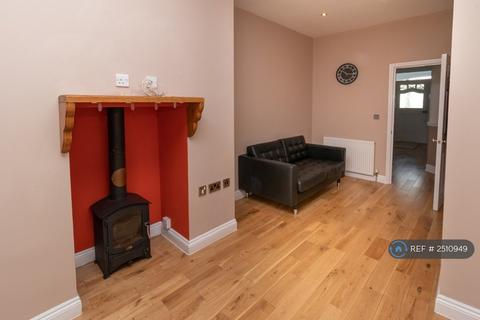 undefined, Mitcham, Mitcham, CR4