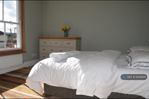 3 bedroom flat to rent, Keymer Road, Ditchling Hassocks, BN6
