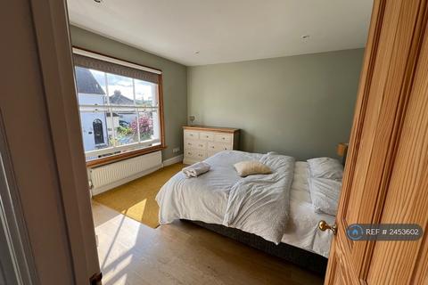 3 bedroom flat to rent, Keymer Road, Ditchling Hassocks, BN6