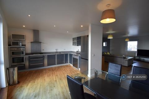 3 bedroom penthouse to rent, Woolmonger Street, Northampton, NN1