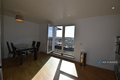 3 bedroom penthouse to rent, Woolmonger Street, Northampton, NN1