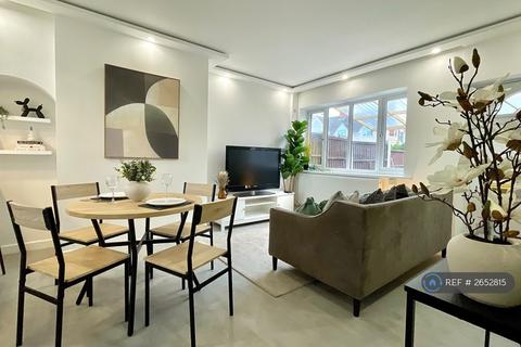 undefined, The Crescent, Woodlands, Doncaster, DN6