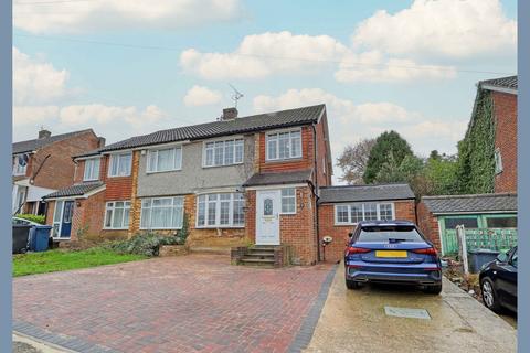 5 bedroom house for sale - Mount Close, High Wycombe, HP12