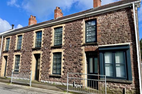 4 bedroom terraced house for sale, Church Street, Llandybie, Ammanford