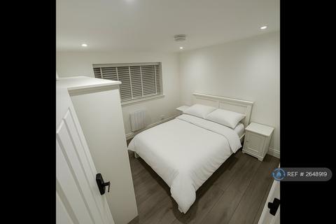 undefined, Downs Grove, Basildon, SS16