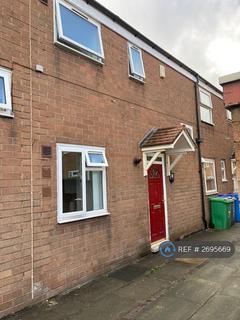 2 bedroom terraced house to rent, Freetown Close, Manchester, M14