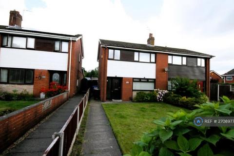3 bedroom semi-detached house to rent, Thurcroft Drive, Skelmersdale, WN8