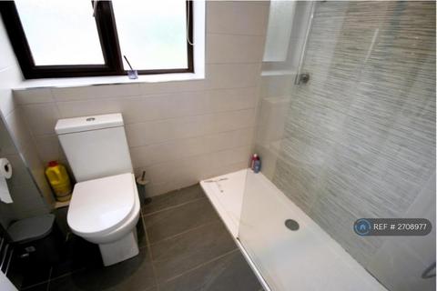 3 bedroom semi-detached house to rent, Thurcroft Drive, Skelmersdale, WN8