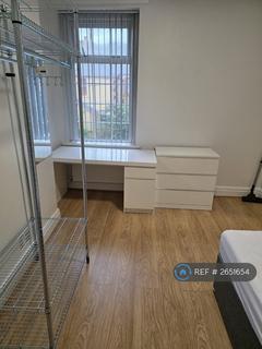 5 bedroom terraced house to rent, Blades Street, Lancaster, LA1
