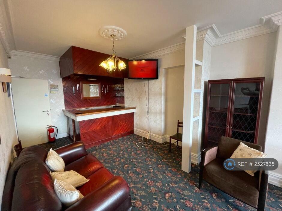 Lounge1