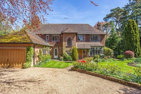 undefined, Bushfield Road, Bovingdon, Hemel Hempstead, Hertfordshire, HP3