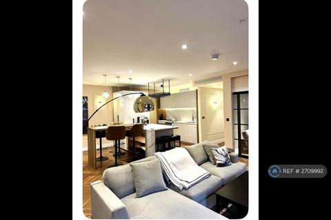 3 bedroom flat to rent, New Union Square, London, SW11