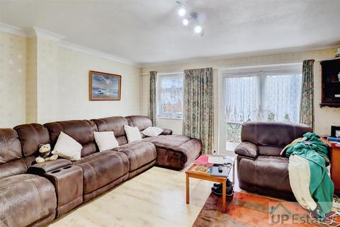 undefined, Leaward Close, Stockingford, Nuneaton