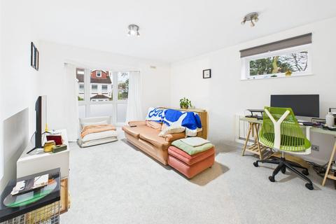 undefined, Udney Park Road, Teddington