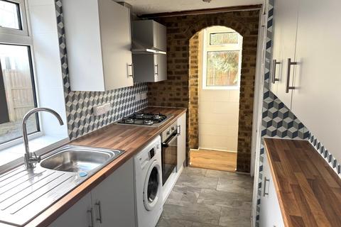 undefined, Petersfield Road, Staines-upon-Thames, Surrey, TW18