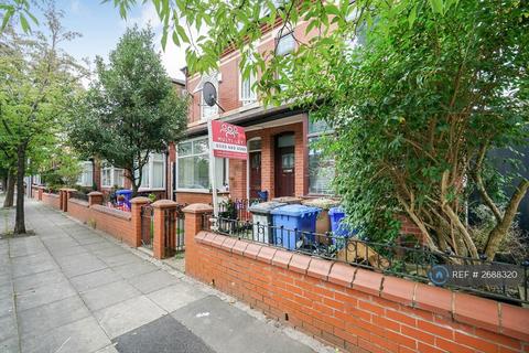 1 bedroom in a house share to rent, Seaford Road, Salford, M6