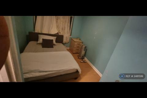 undefined, Chaplin Road, Dagenham, RM9