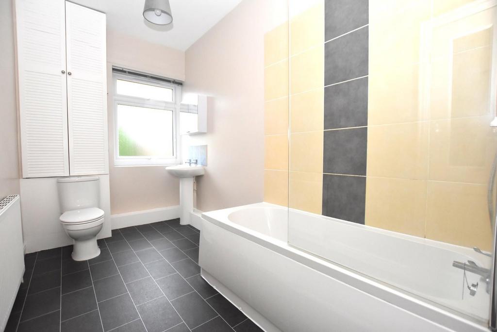 Bathroom.JPG