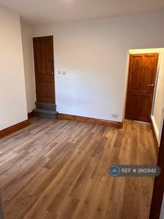 3 bedroom terraced house to rent, Palin Street, Nottingham, NG7