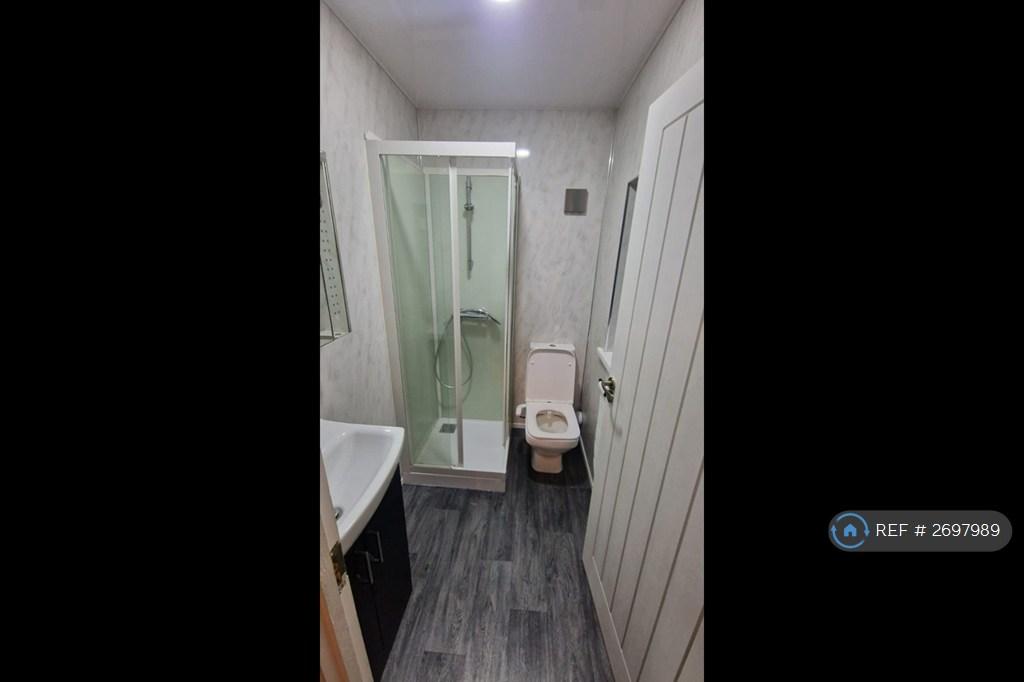 Upstairs Bathroom