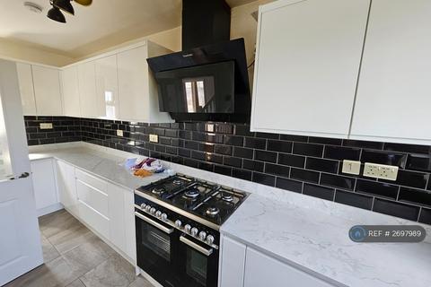 undefined, Kenmuir Avenue, Northampton, NN2