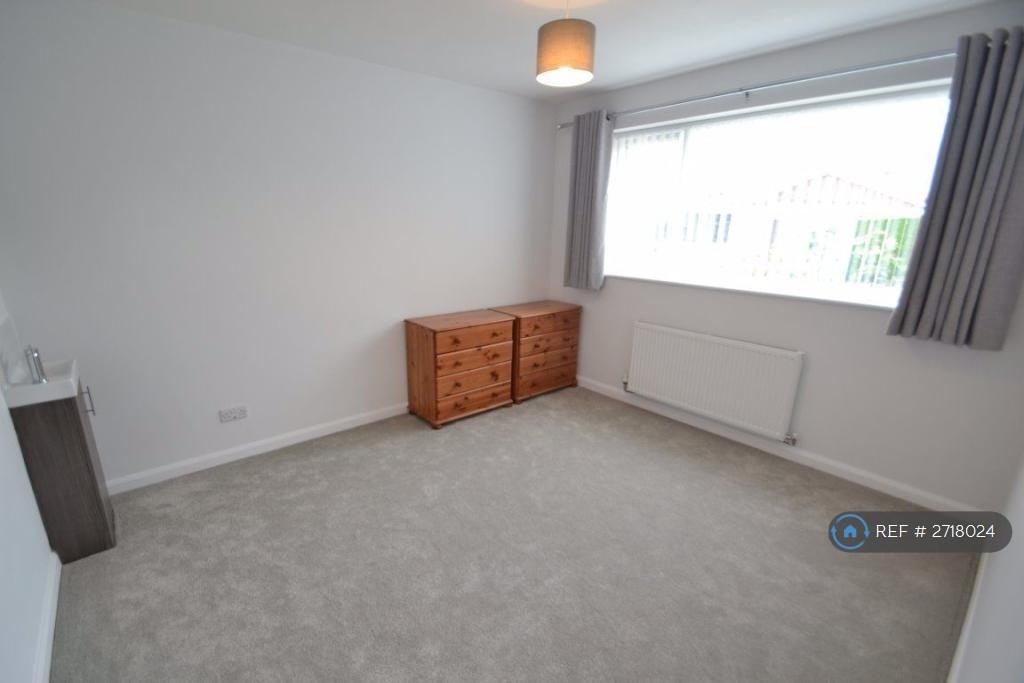 Bedroom 1 (Double)