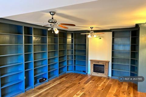 undefined, Wellesley Avenue, Iver, SL0