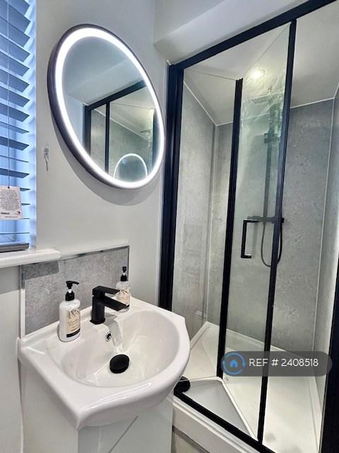 En-Suite Studio 1
