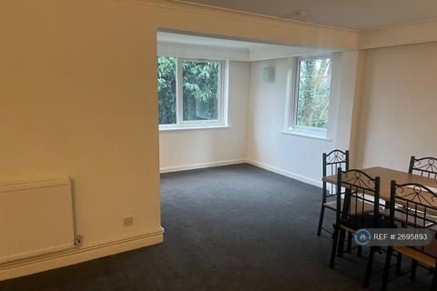 2 bedroom flat to rent, Redcourt, Southampton, SO16