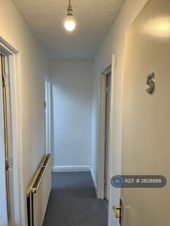 1 bedroom flat to rent, Mexborough Avenue, Leeds, LS7