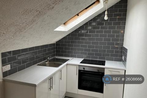 1 bedroom flat to rent, Mexborough Avenue, Leeds, LS7