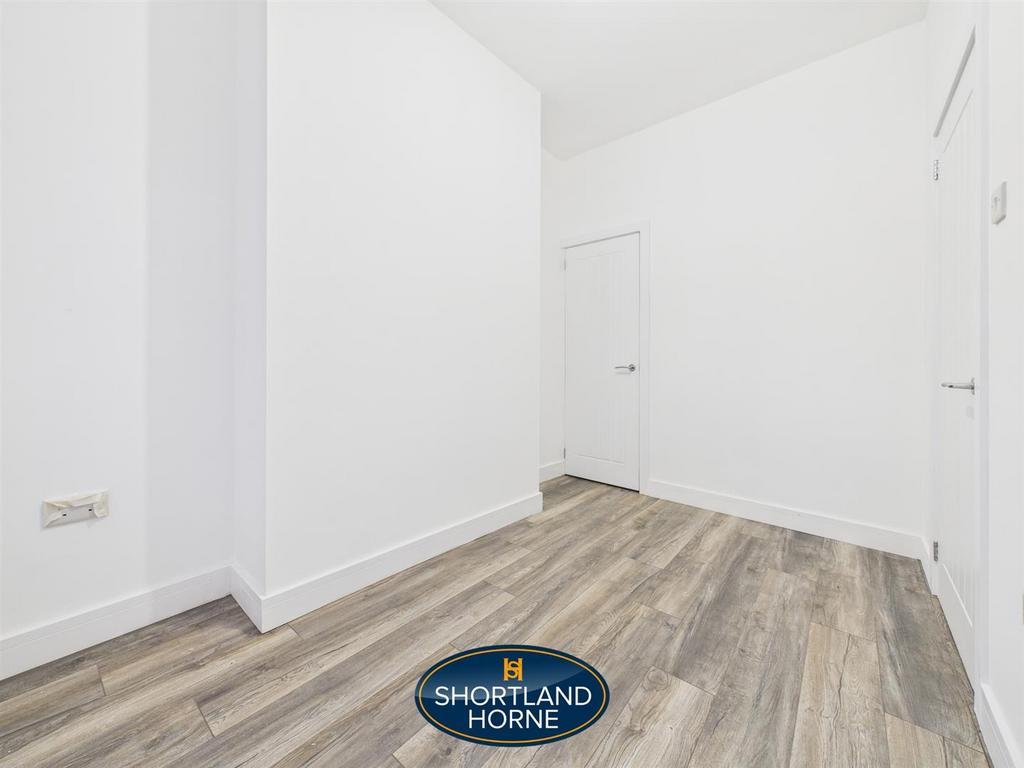 CAM04377 G0-PR0048-STILL010.jpg