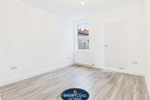 3 bedroom terraced house for sale, Melbourne Road, Coventry CV5