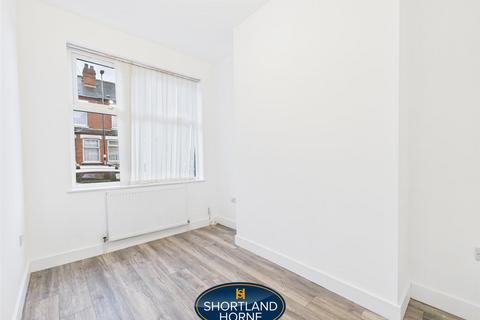 3 bedroom terraced house for sale, Melbourne Road, Coventry CV5