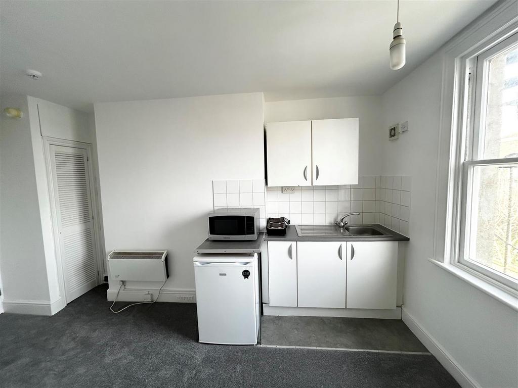 Kitchen.jpg