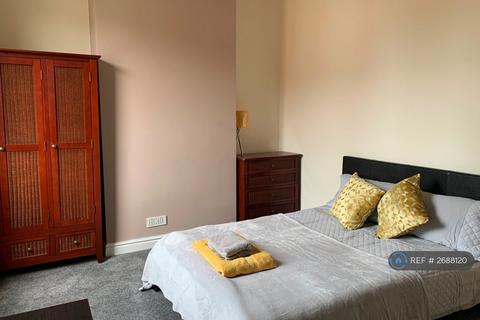 1 bedroom in a house share to rent, Princes Road, Stoke On Trent, ST4
