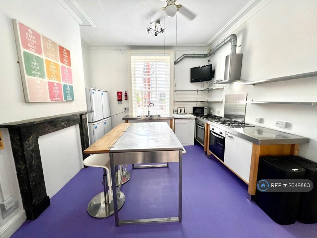 Newly Updated Kitchen! With Dishwasher