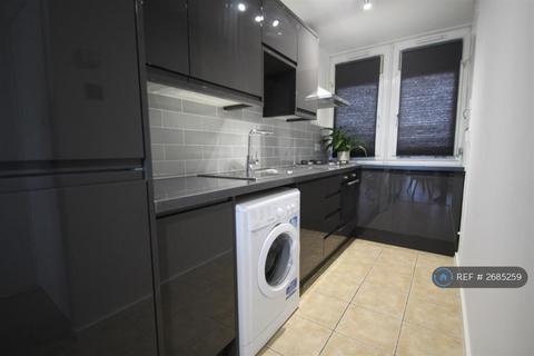 2 bedroom flat to rent, Withy House, London, E1