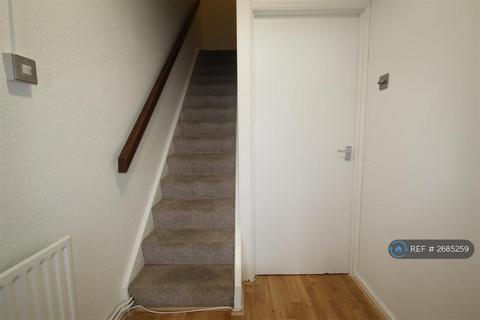 2 bedroom flat to rent, Withy House, London, E1