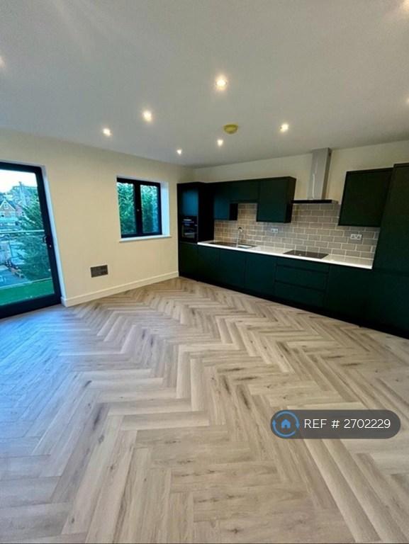 Kitchen/Reception