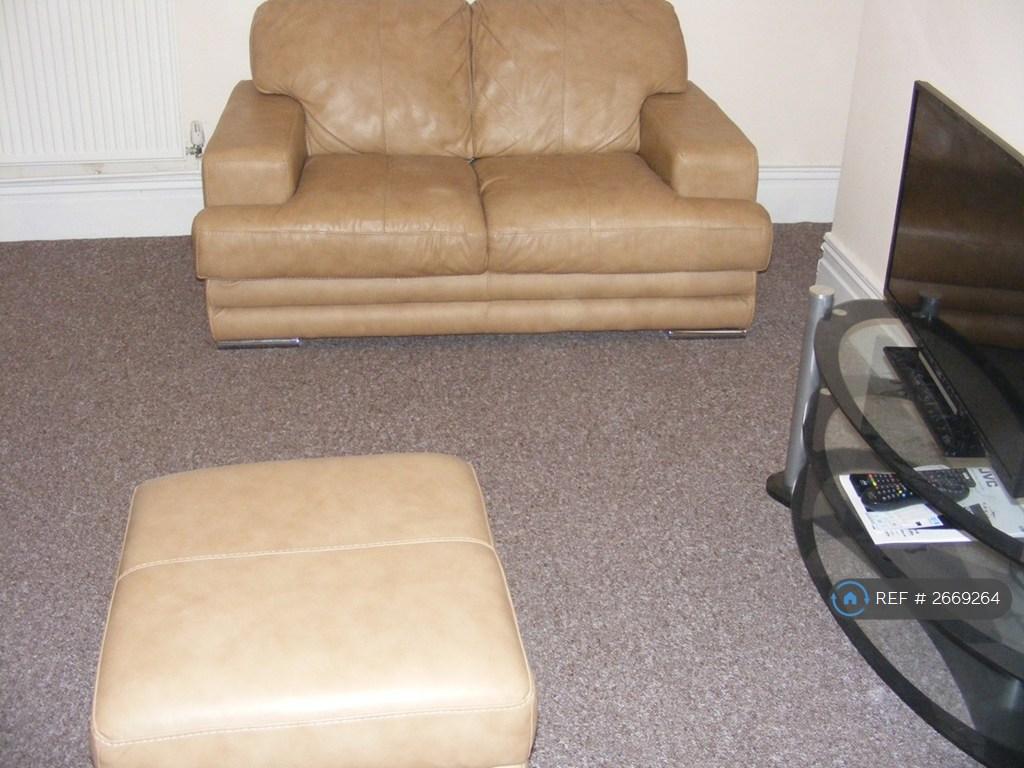 Shared Lounge With Tv