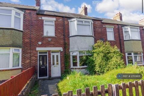 2 bedroom terraced house to rent, Ridley Gardens, Swalwell, Newcastle Upon Tyne, NE16