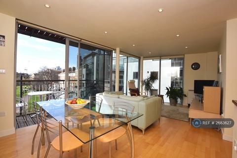 2 bedroom flat to rent, Park West Apartments, London, SE1