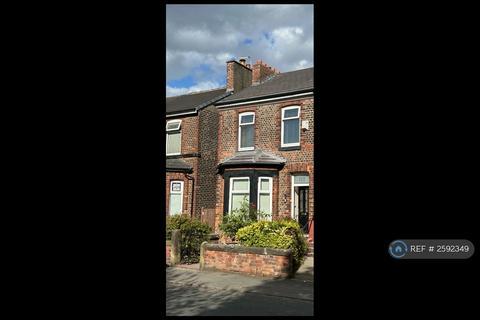 3 bedroom semi-detached house to rent, New Lane, Eccles, Manchester, M30