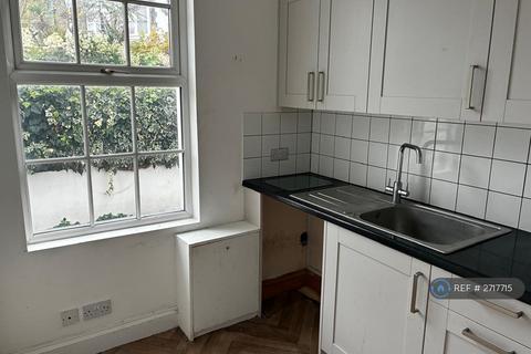 4 bedroom maisonette to rent, Adelaide Gardens, Ramsgate, CT11