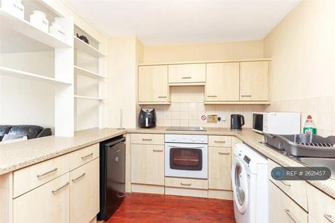 2 bedroom flat to rent, Bell Street, Glasgow, G4