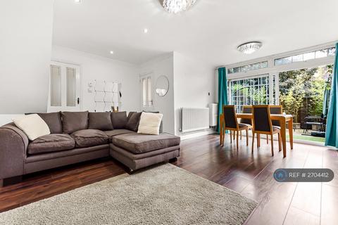 undefined, Moorgreen House, London, EC1V