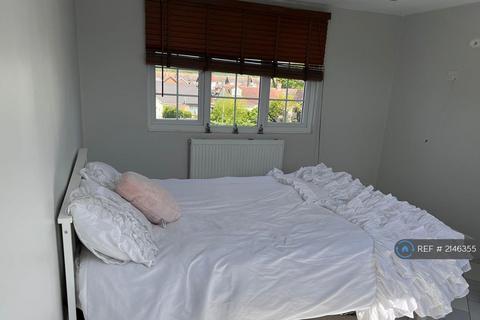 undefined, Gardner Avenue, Corringham, Stanford-Le-Hope, SS17
