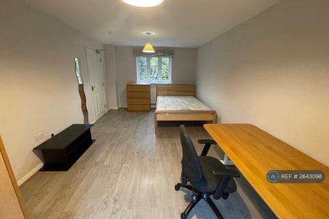 undefined, Finbracks, Stevenage, SG1
