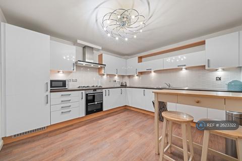 undefined, Chesterfield Gardens, Glasgow, G12